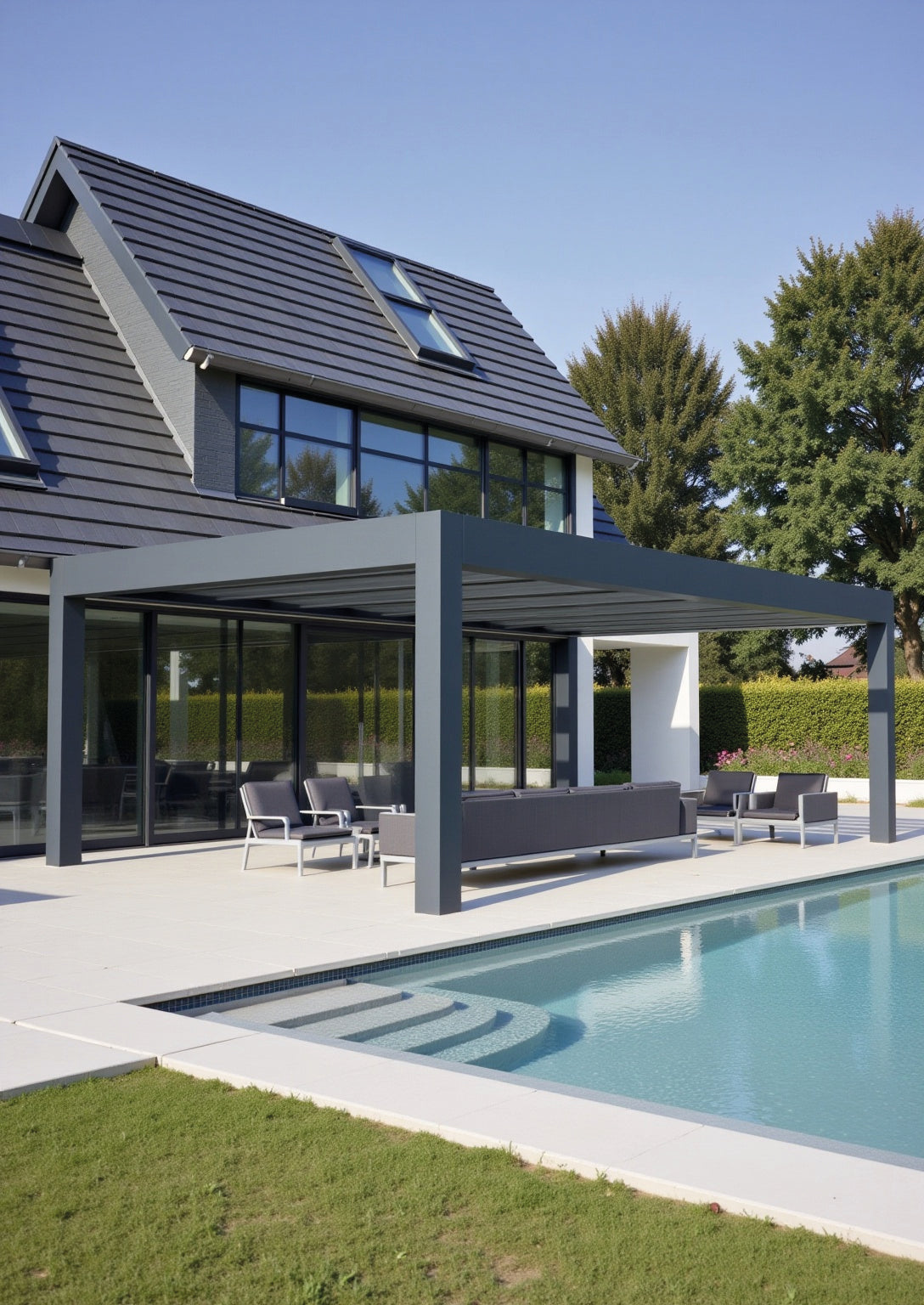 Pinela Glass