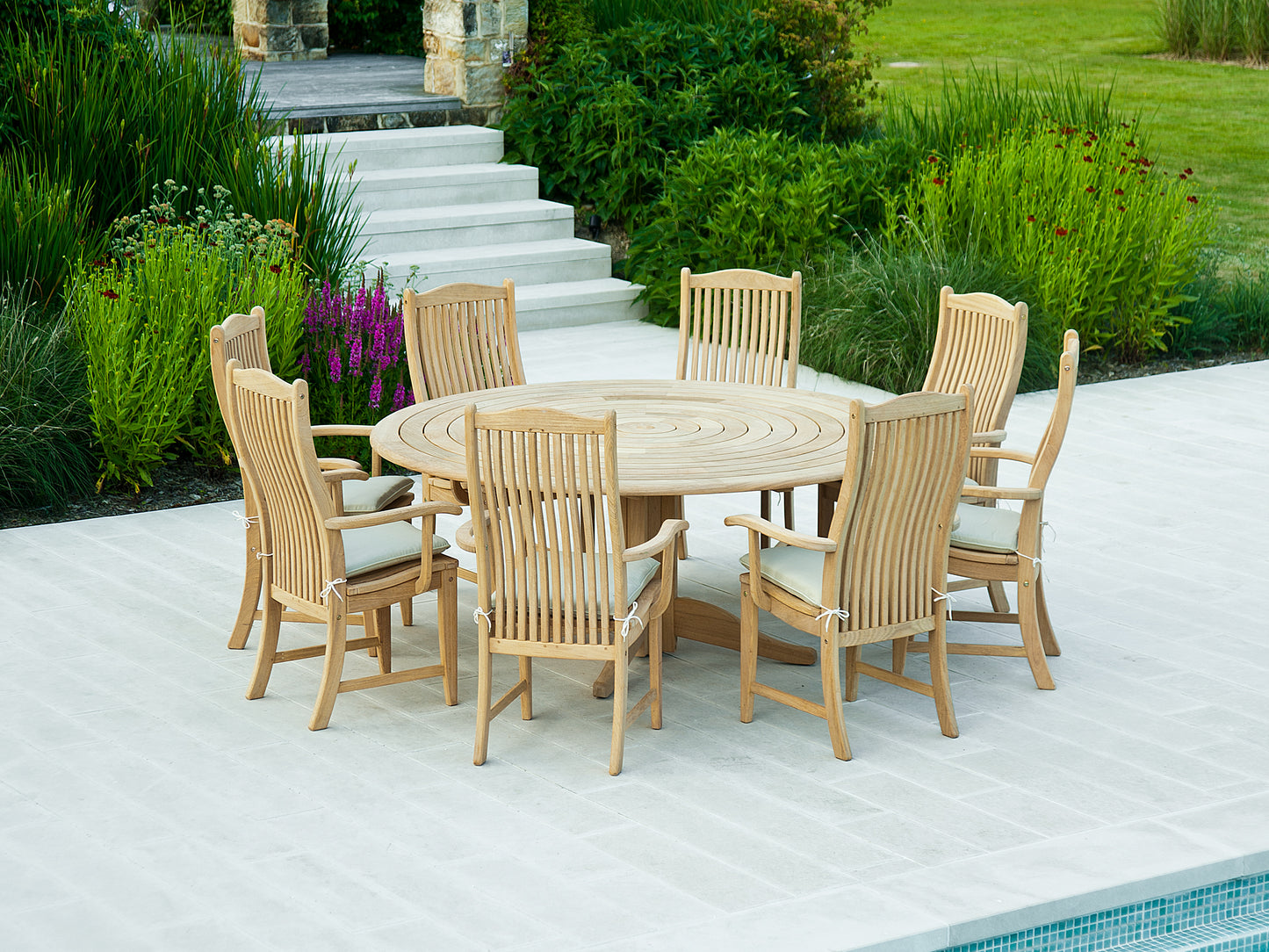 Alexander Rose - 8 Seater Roble Table Set