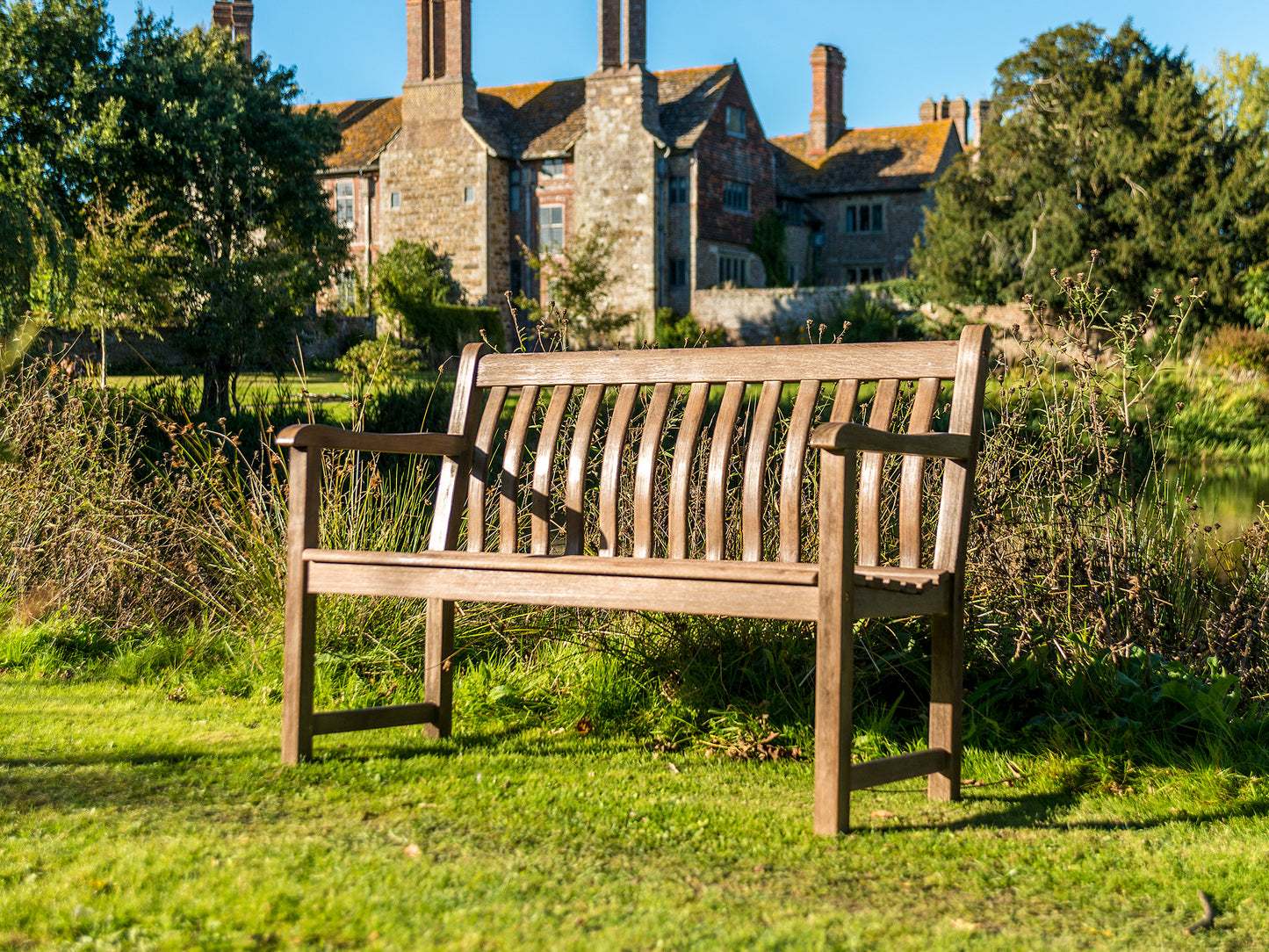 Alexander Rose -  Broadfield Chestnut Acacia Bench 4ft